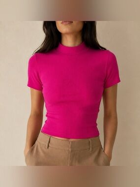 Aritzia Babaton Formarib Mockneck T Shirt - Size 2XL